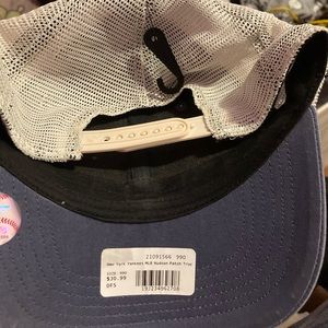 NY Yankees adjustable cap